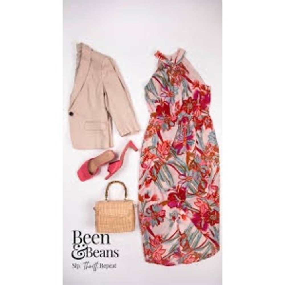 Julia Jordan | Floral Print Halter Neck Tulip Hem Dress - Picture 2 of 6
